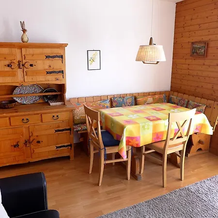 公寓 Pradouvan One Bedroom *